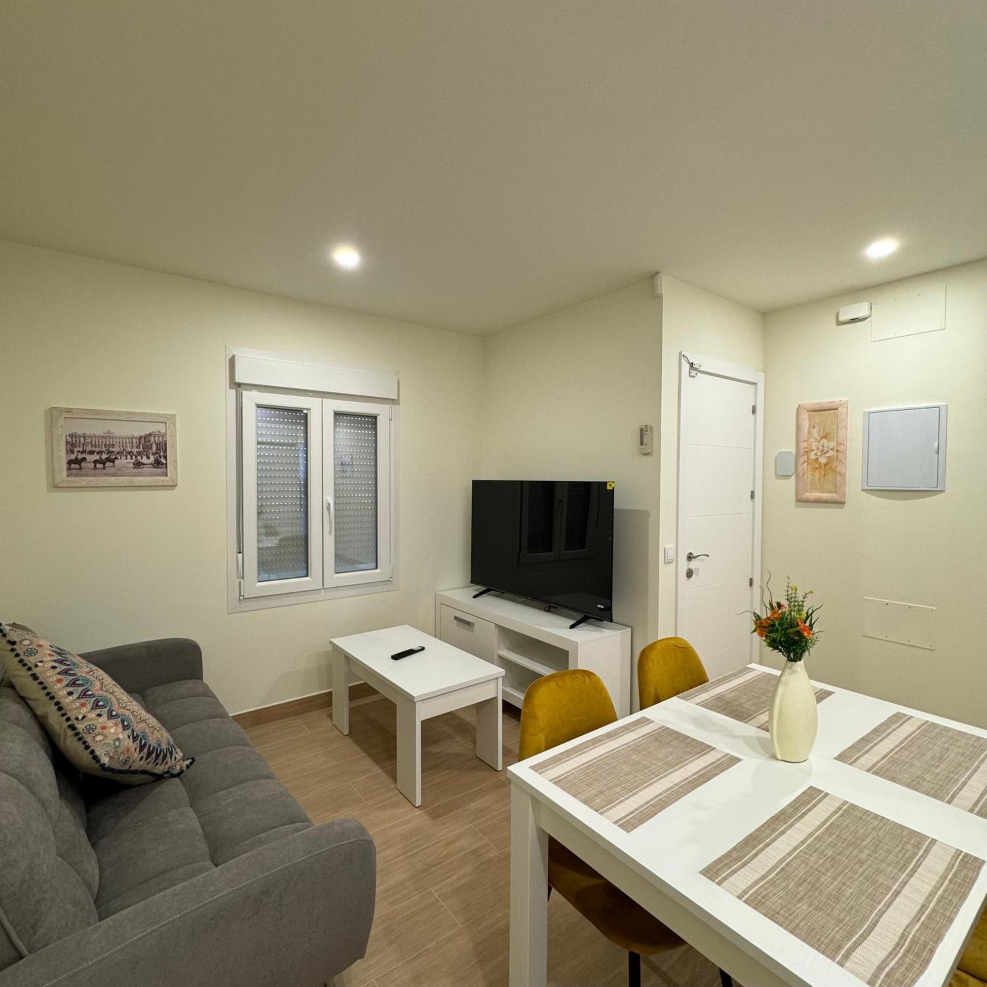 Jardines - Apartamentos & Estudio Ciempozuelos Εξωτερικό φωτογραφία